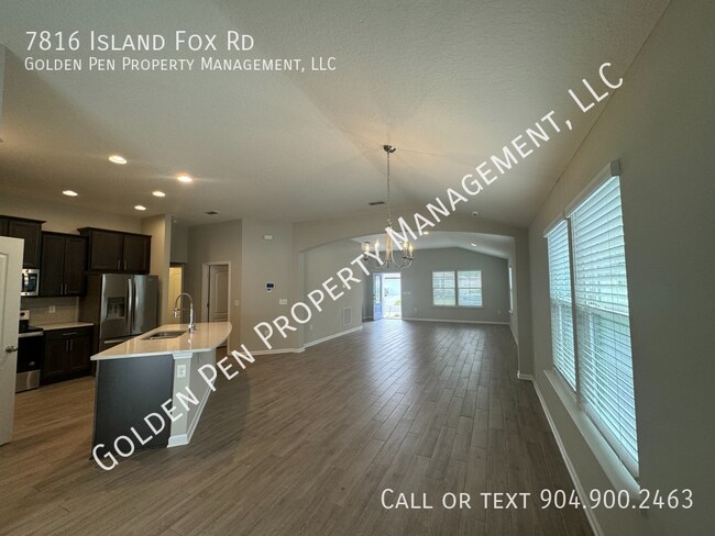 Building Photo - 7816 Island Fox Rd