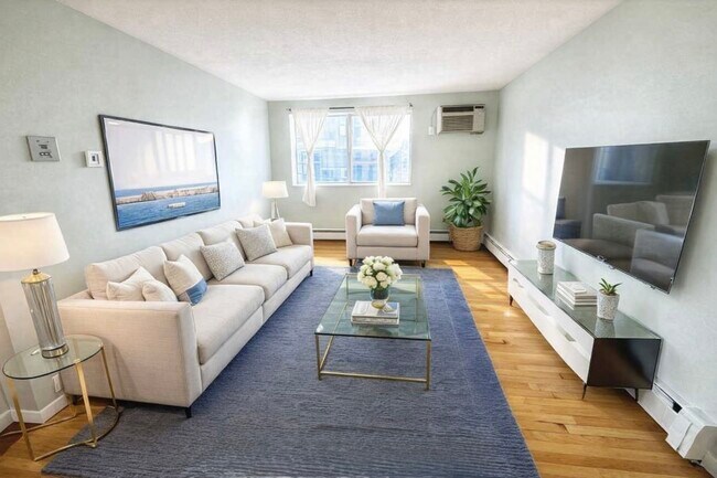 Building Photo - 14 Murdock St