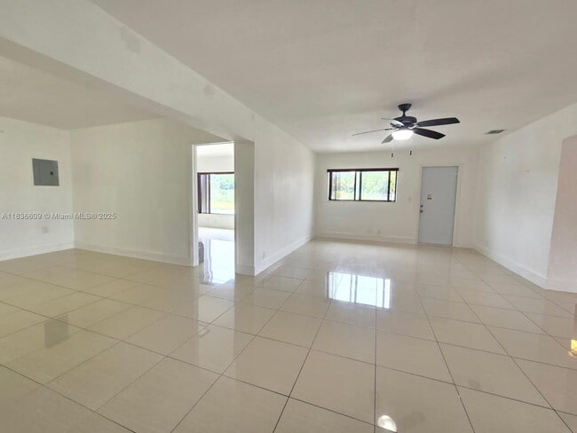 Building Photo - 25600 SW 157th Ave