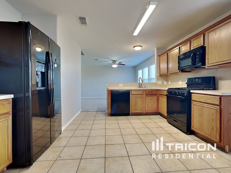 Building Photo - 13007 Lark Point Ct