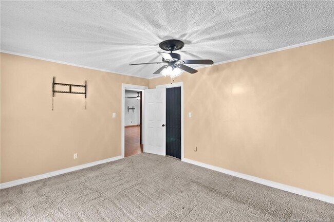 Building Photo - 3450 Cornell Dr