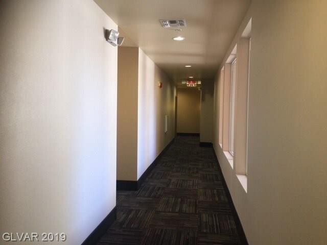 Building Photo - 63 E Agate Ave