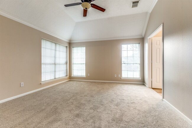 Building Photo - 9635 Therrell Dr