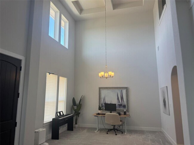 Building Photo - 169 Sunny's Halo Ct