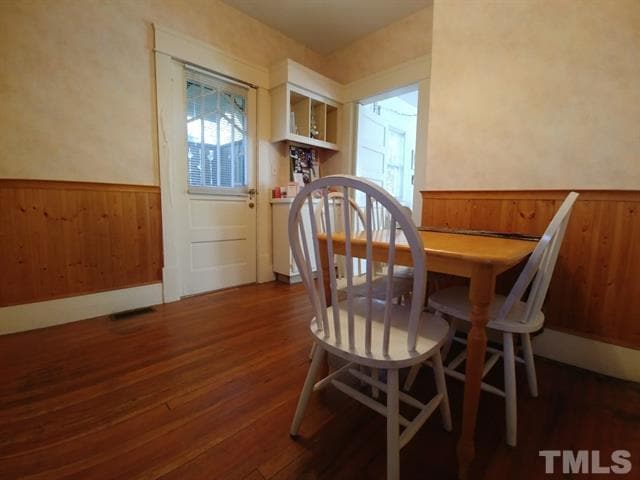 Building Photo - 404 Pittsboro