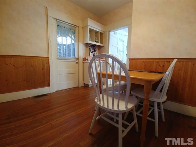 Building Photo - 404 Pittsboro St