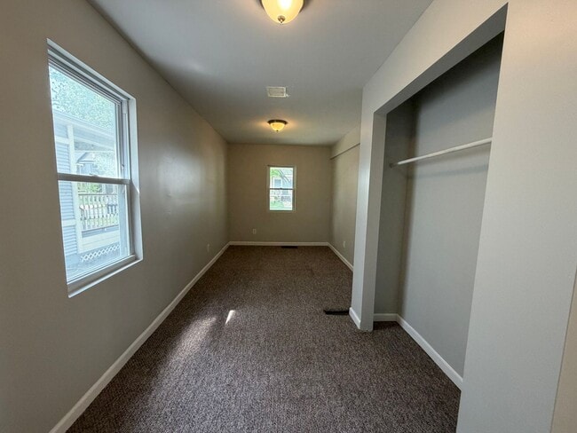 Building Photo - Charming West Side Home with Covered Porch & First-Floor Laundry