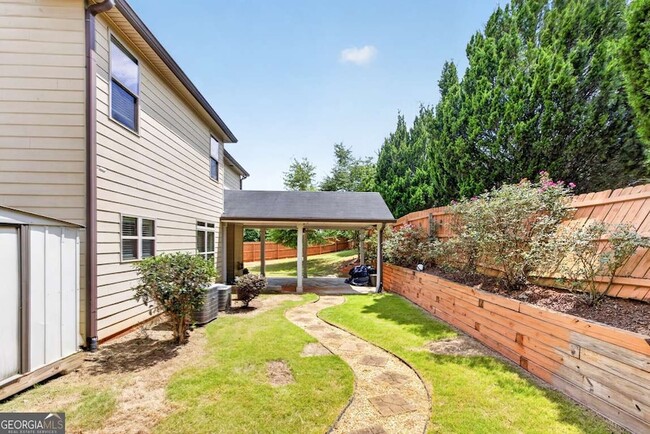 Building Photo - 2210 Apple Orchard Way