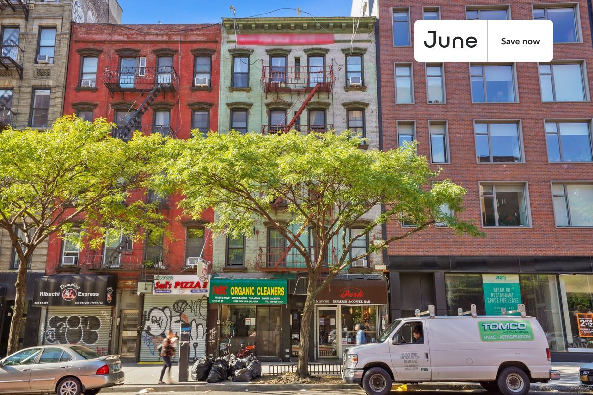 Building Photo - 534 E 14th St