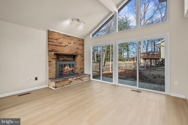 Building Photo - 2520 Linwood Ln