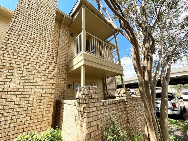 Building Photo - 1515 Sandy Springs Rd