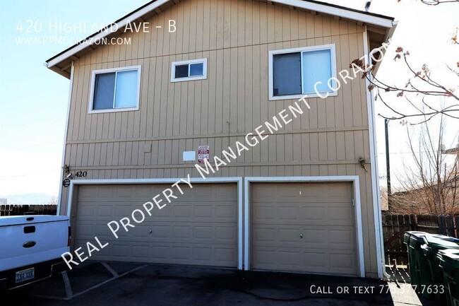 Primary Photo - Upstairs Two Bedroom, Two Bathroom Apartme...