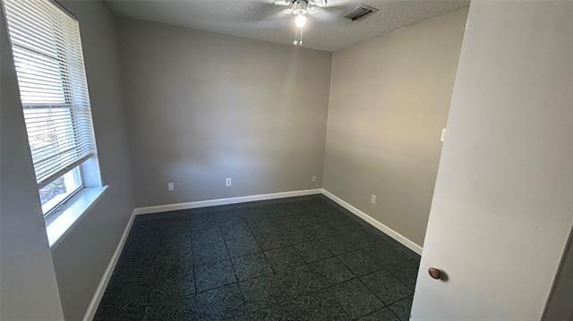 Building Photo - 2118 Westwood Dr