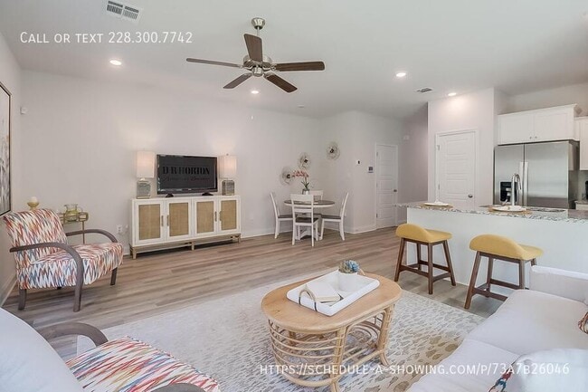Building Photo - 12281 Sinclair Dr