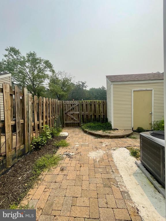 Building Photo - 405 Windsor Ridge Ct