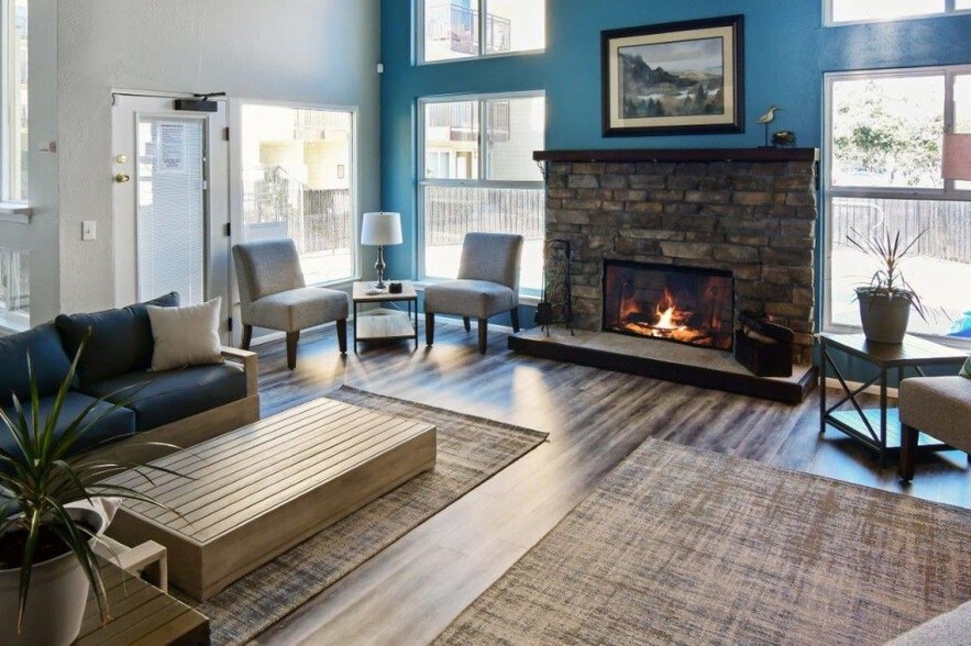 Building Photo - 5842 NE 75th St