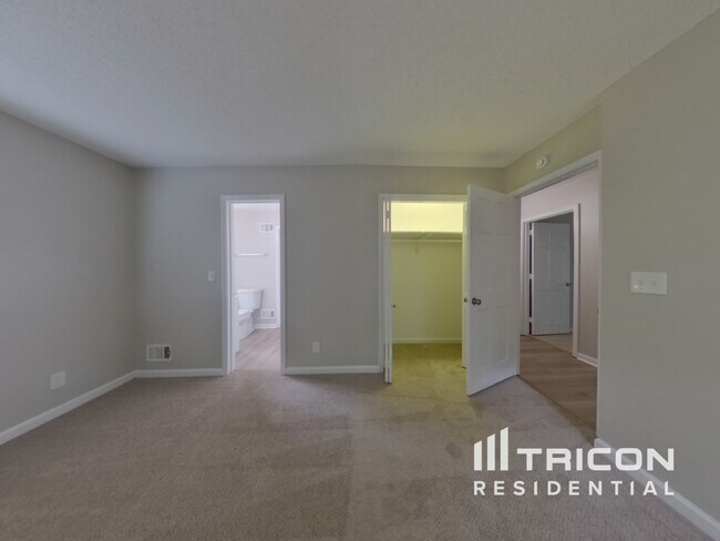 Building Photo - 4539 Riverwood Cir