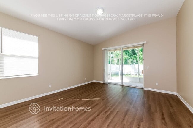 Building Photo - 6016 36th Ct E