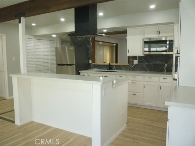 Building Photo - 1432 W 172nd St