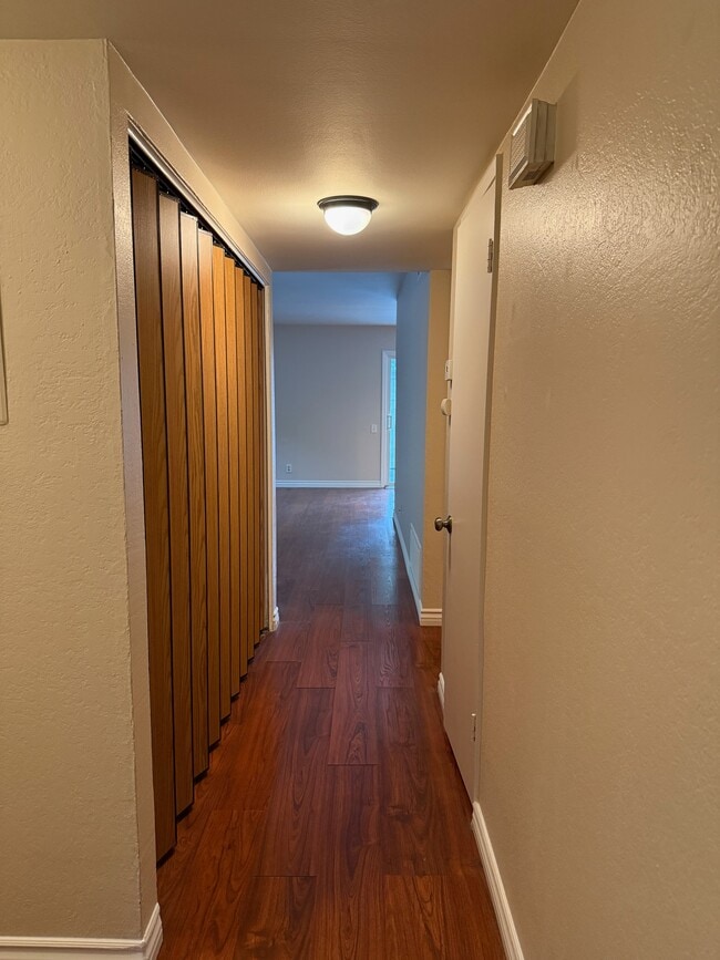 Building Photo - 20279 Green Hill Ln