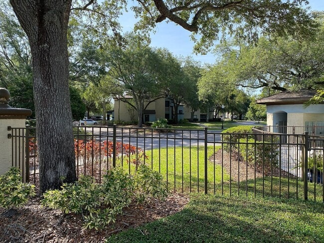 Building Photo - 8517 Island Breeze Ln