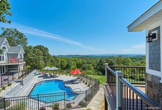 Building Photo - 21 Contentment Ln