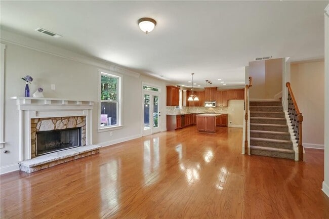 Building Photo - 4242 Rovello Way NE