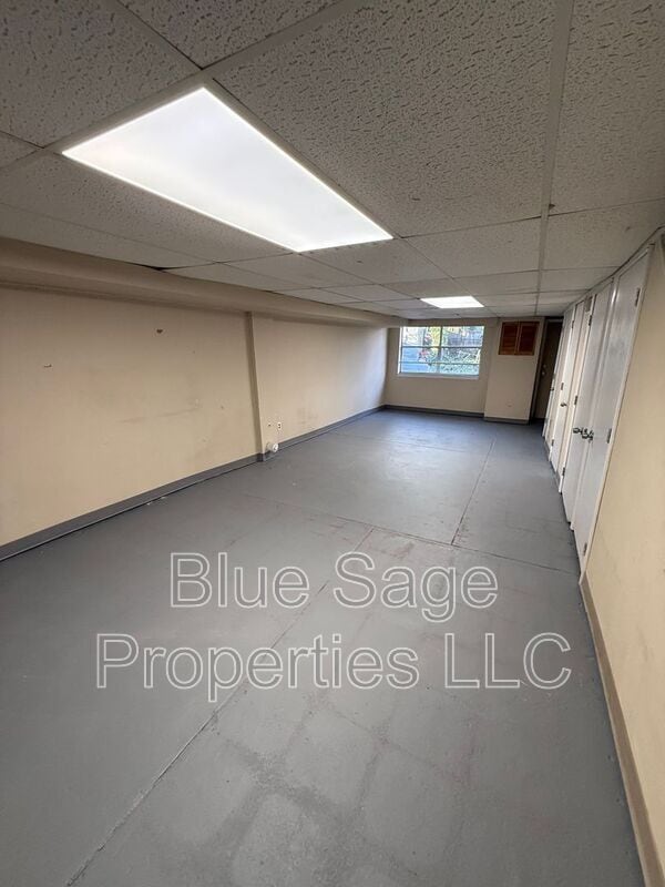 Building Photo - 37 Concord Rd