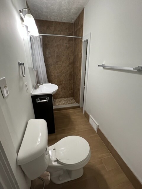 Building Photo - 142 Gallup St