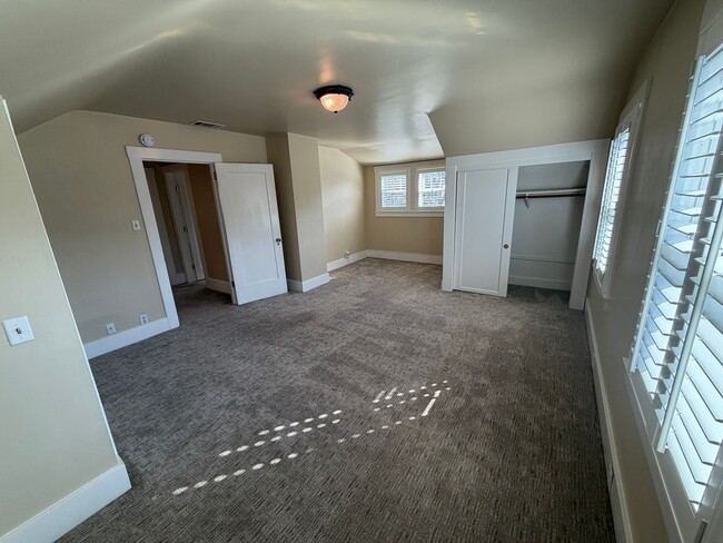 Building Photo - East Sacramento Home | 3 bedroom / 2 bathroom |1 bedroom 1 bath ADU | Available Now!