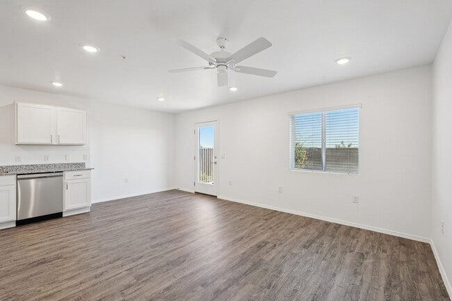 Building Photo - Hayden Farms