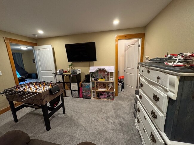 Building Photo - Spacious 4-Bedroom Home in Gated Clearwood...