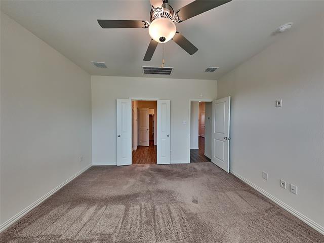 Building Photo - 4925 Woodloch Dr