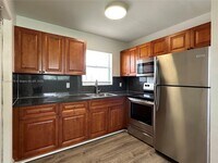 Building Photo - 5661 SW 36th Ct