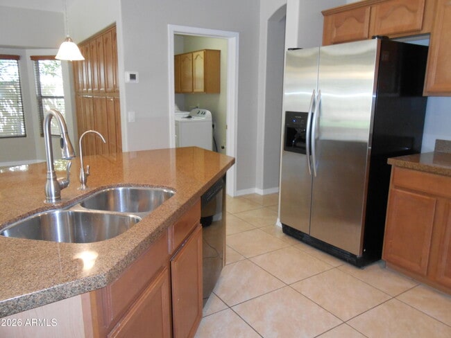 Building Photo - 3077 E Blue Ridge Pl