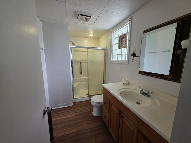Building Photo - Efficacy apartment for rent in Clariton Pa