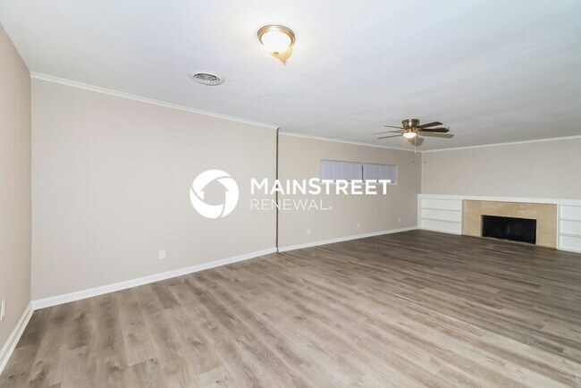 Building Photo - 3 Bedroom Pet-Friendly Home in Fort Worth,...