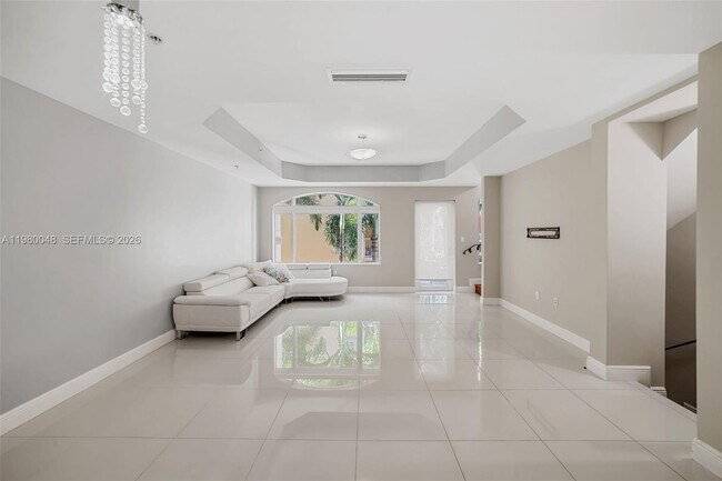 Building Photo - 2729 NE 184th Way