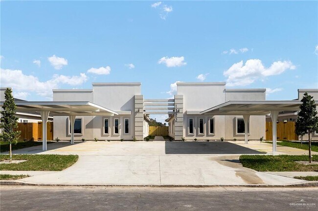 Primary Photo - 1322 Beverly Ave