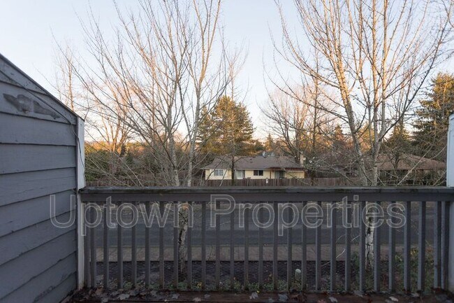 Building Photo - 12225 SW Longhorn Ln