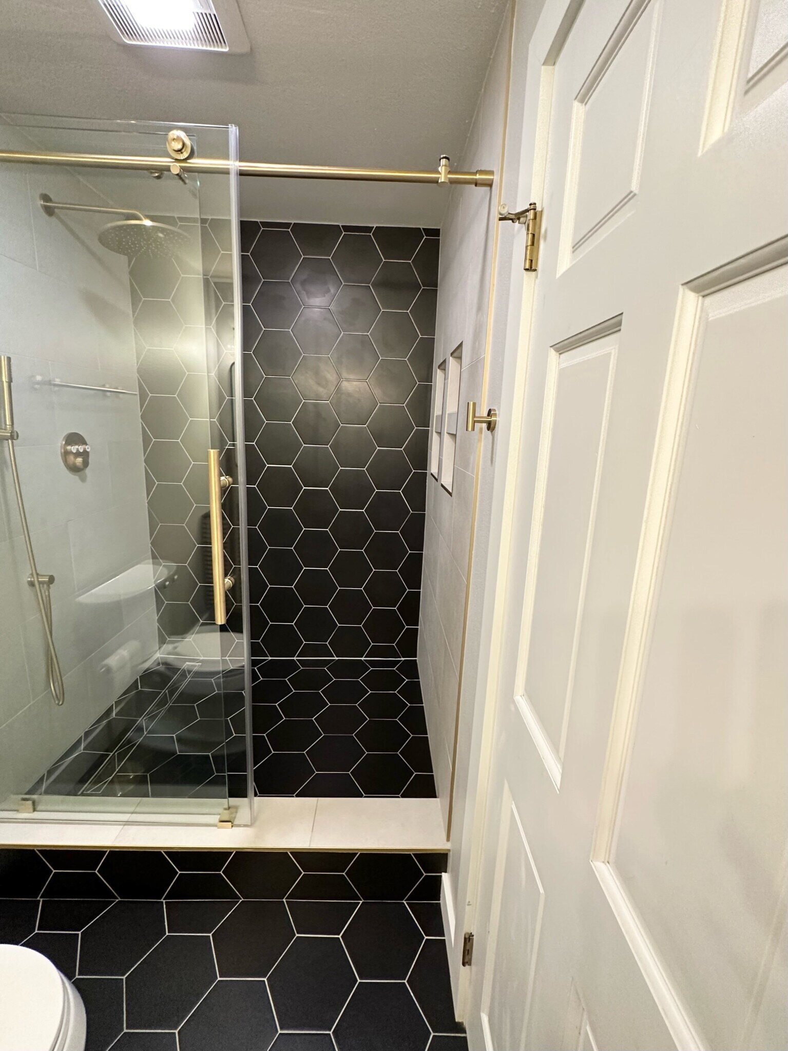 Bathroom #1 - 2572 14th Ave W