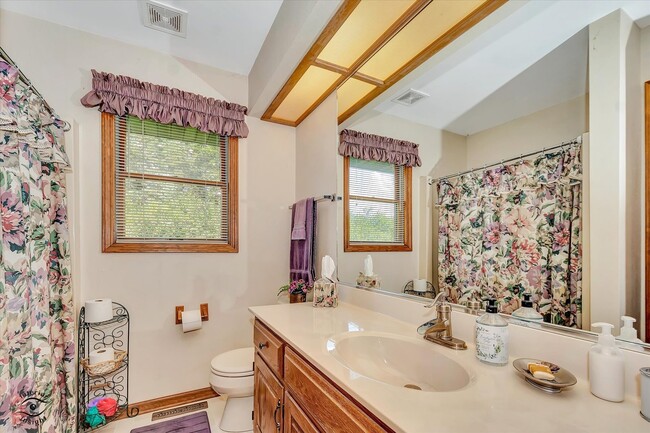 Building Photo - 15707 S Rte 59