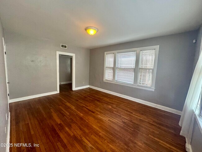 Building Photo - 2506 Park St