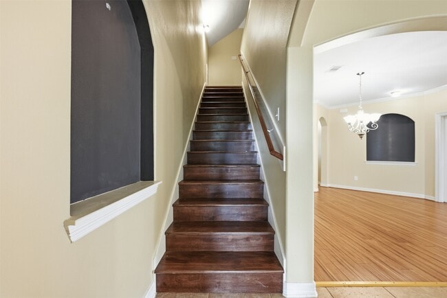 Building Photo - 25203 Oak Villa Dr