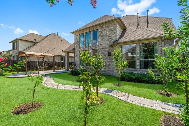 Building Photo - 2840 Jehlon Ln