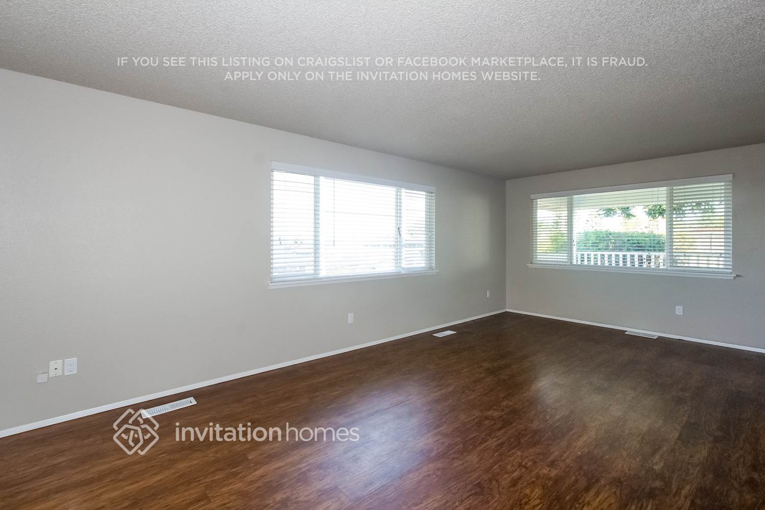 Building Photo - 2401 N Narrows Dr