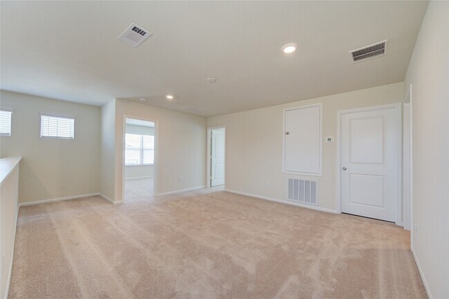 Building Photo - 11715 Braemar Village Dr
