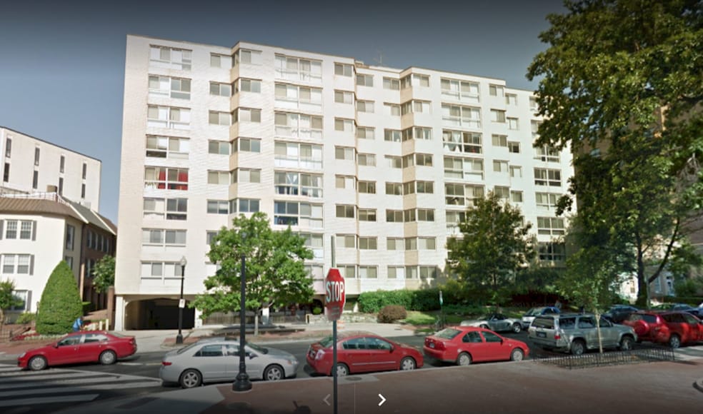 Building Photo - 922 24th St NW