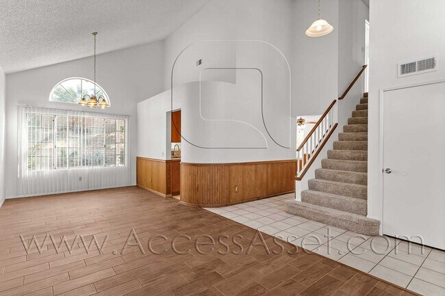 Building Photo - Charming 3 Bed/2.5 Bath Home With A Spacious Backyard And 3-Car Garage in Lake Elsinore!