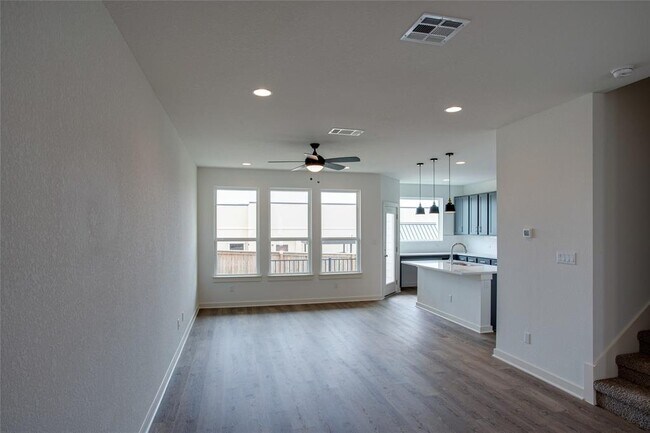 Building Photo - 5160 N A.W. Grimes Blvd